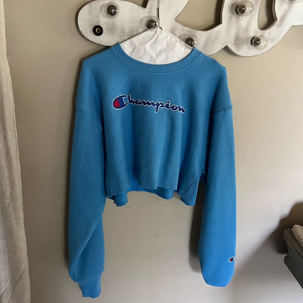 Cropped Blue Champion Crew